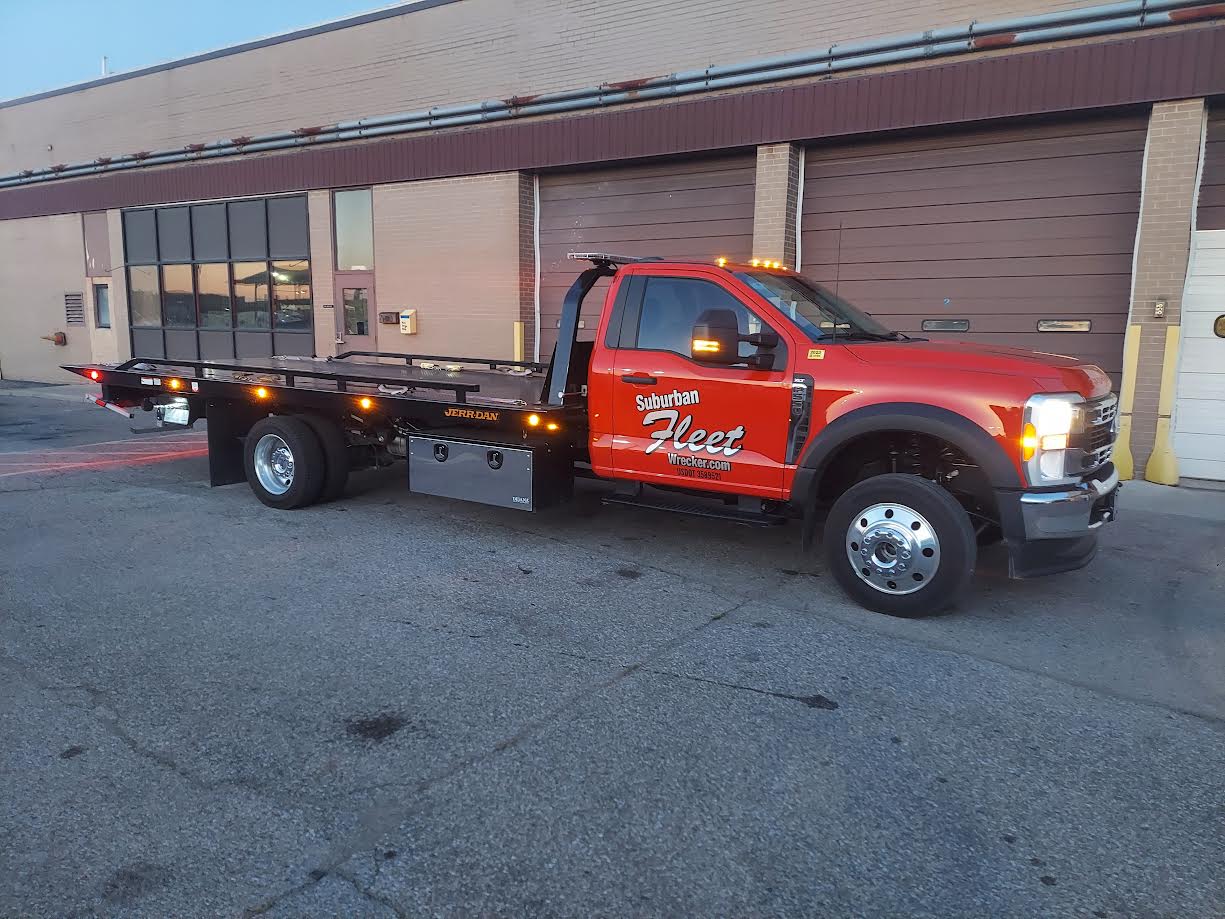 Suburban Fleet Wrecker 2 (10)